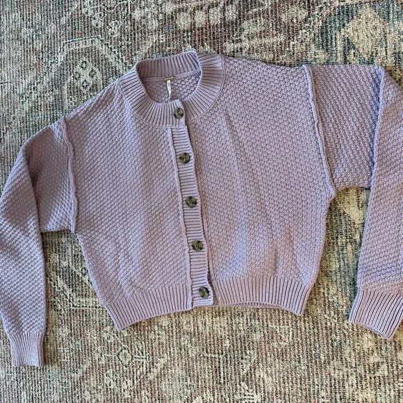 RARE NWOT Free People Lila Cardi in Lilac - Picture 2 of 3